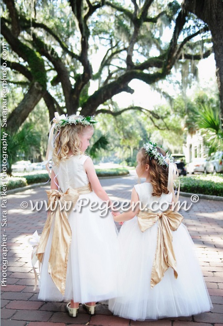 white-and-gold-flower-girl-dresses-06_5 White and gold flower girl dresses