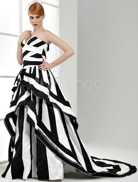 black-and-white-striped-wedding-dress-01_2 Black and white striped wedding dress