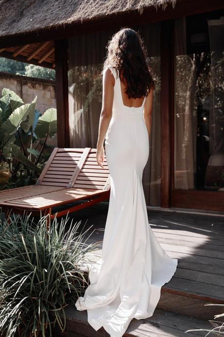 crepe-fit-and-flare-wedding-dress-31_4 Crepe fit and flare wedding dress