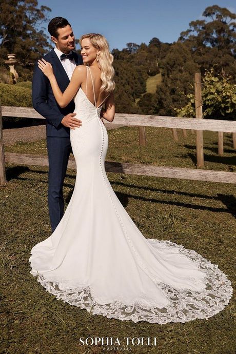 crepe-fit-and-flare-wedding-dress-31_8 Crepe fit and flare wedding dress