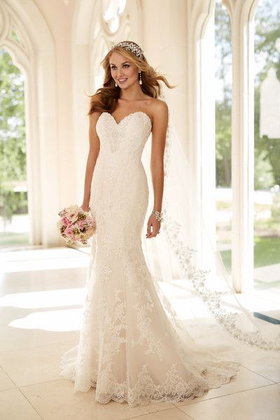 strapless-fit-and-flare-wedding-dress-84_4 Strapless fit and flare wedding dress