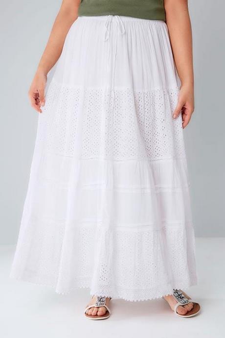 white-tiered-maxi-skirt-04_11 White tiered maxi skirt