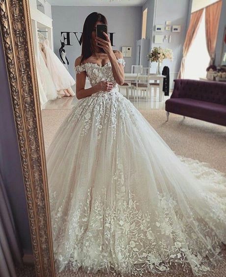 cinderella-2022-wedding-dress-69_8 Cinderella 2022 wedding dress