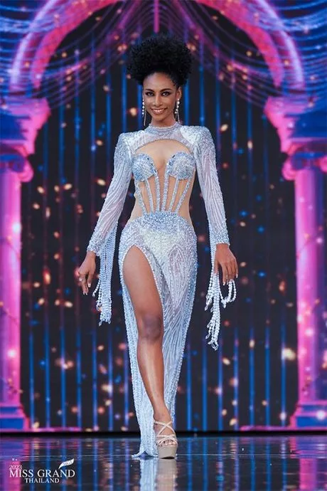 miss-universe-evening-gown-2023-43_14-5 Miss universe evening gown 2023