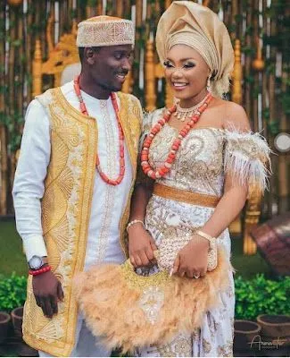 nigerian-traditional-wedding-dresses-2023-99_8-16 Nigerian traditional wedding dresses 2023