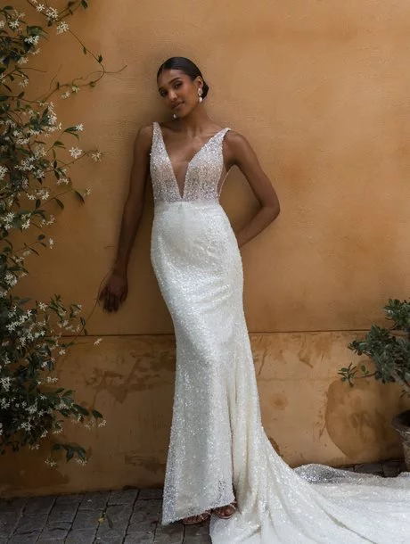 wedding-dresses-2023-collection-07_7-18 Wedding dresses 2023 collection
