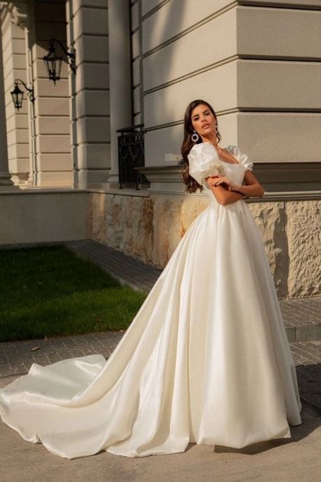 wedding-gowns-2023-with-sleeves-70-2 Wedding gowns 2023 with sleeves