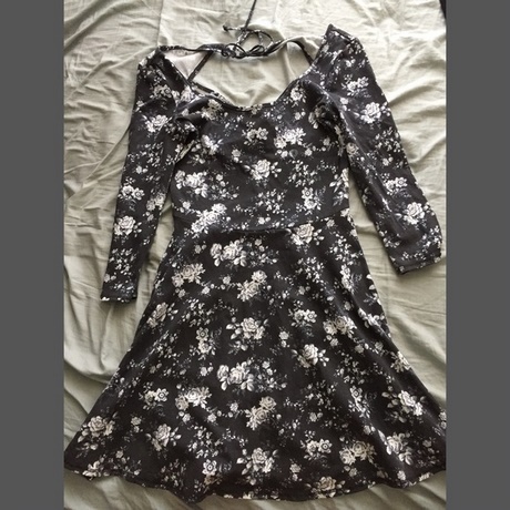 black-and-white-floral-skater-dress-59_11 Black and white floral skater dress