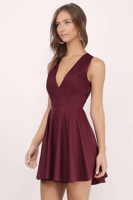 black-plunge-skater-dress-61_14 Black plunge skater dress