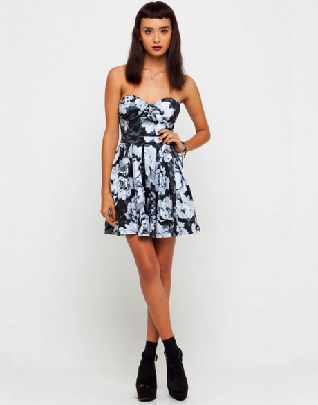 white-strapless-skater-dress-06_13 White strapless skater dress