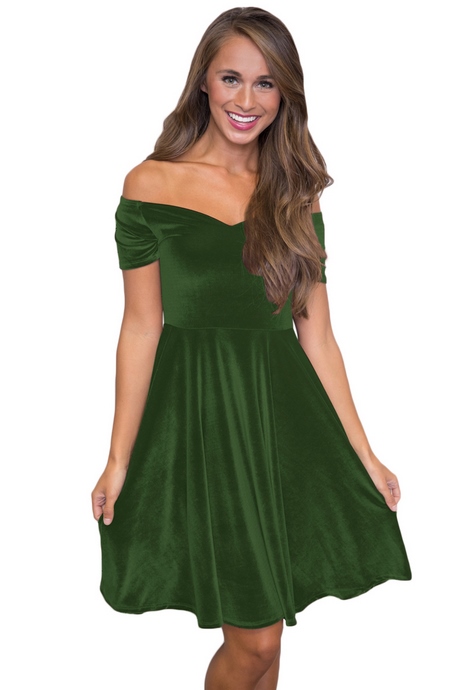 green-velvet-off-the-shoulder-dress-29_3 Green velvet off the shoulder dress