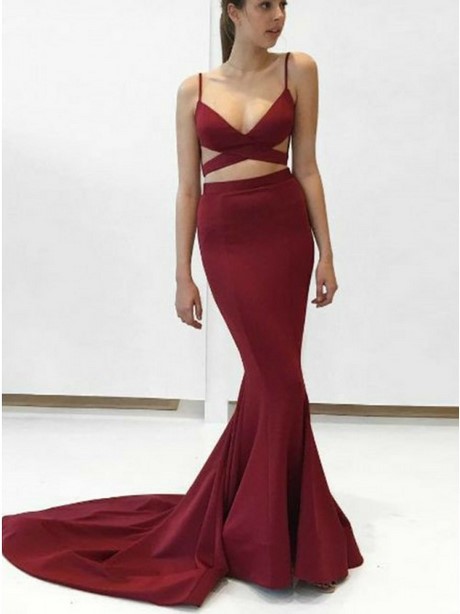 two-piece-prom-dresses-burgundy-76_12 Two piece prom dresses burgundy