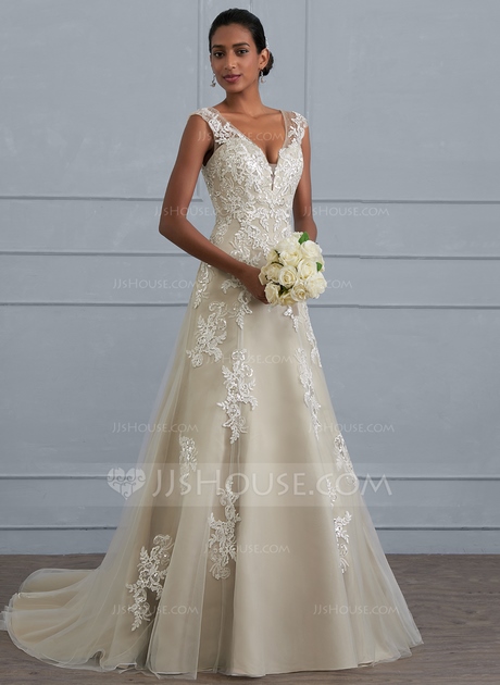 a-line-lace-wedding-gown-63_6 A line lace wedding gown