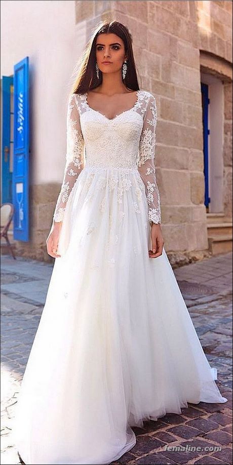 beautiful-wedding-dresses-lace-26_12 Beautiful wedding dresses lace