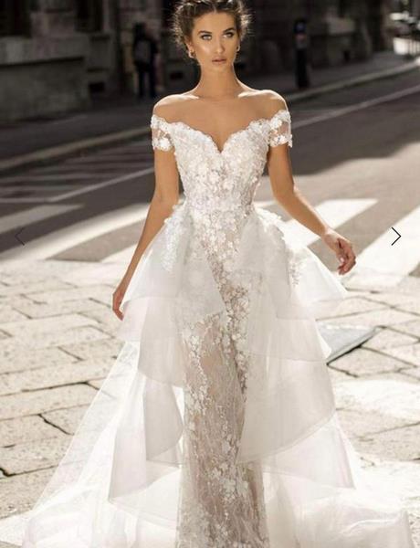 beautiful-wedding-dresses-lace-26_4 Beautiful wedding dresses lace