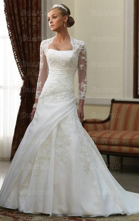 designer-lace-wedding-dresses-with-sleeves-89_10 Designer lace wedding dresses with sleeves