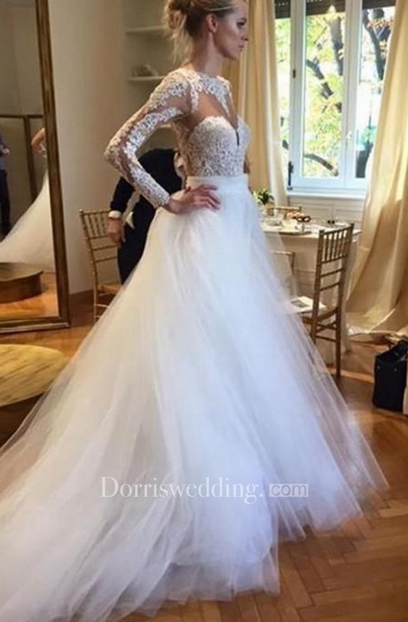 designer-lace-wedding-dresses-with-sleeves-89_12 Designer lace wedding dresses with sleeves