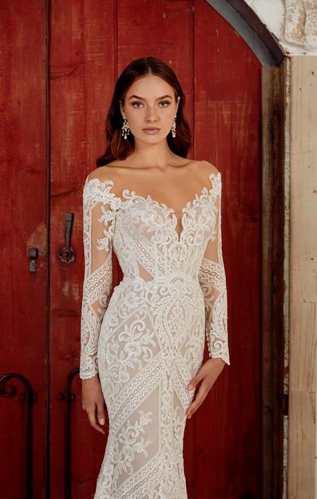 designer-lace-wedding-dresses-with-sleeves-89_4 Designer lace wedding dresses with sleeves