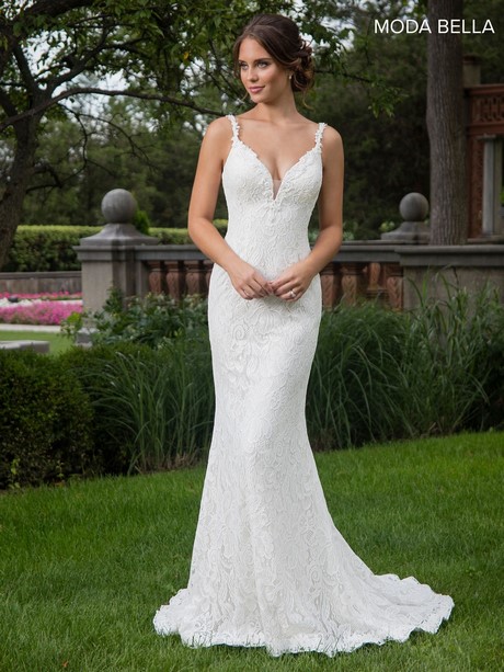 fitted-lace-wedding-dress-with-straps-68 Fitted lace wedding dress with straps