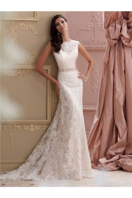 high-back-lace-wedding-dress-94_15 High back lace wedding dress