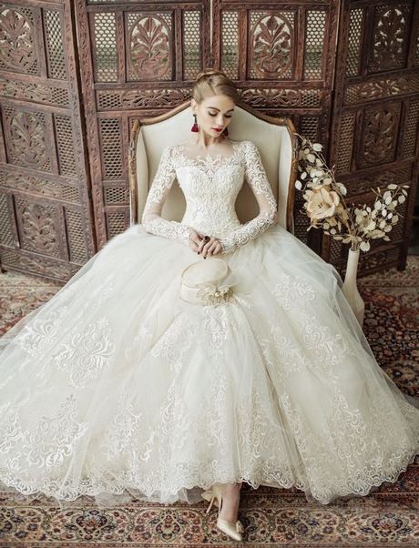 lace-couture-wedding-dresses-28 Lace couture wedding dresses