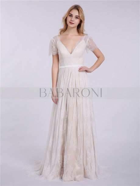 lace-short-sleeve-wedding-dress-66_2 Lace short sleeve wedding dress