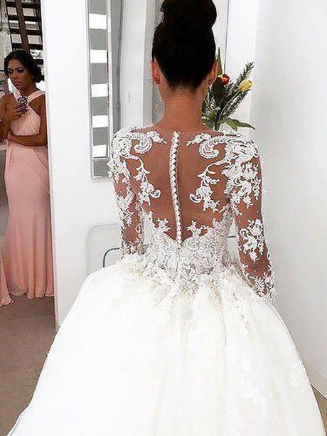 long-lace-wedding-dress-36_12 Long lace wedding dress