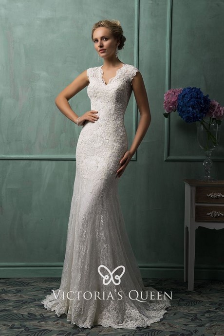 off-white-lace-wedding-dress-73_10 Off white lace wedding dress