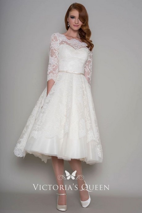 short-lace-sleeve-wedding-dress-45_14 Short lace sleeve wedding dress