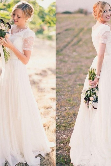 short-lace-sleeve-wedding-dress-45_15 Short lace sleeve wedding dress