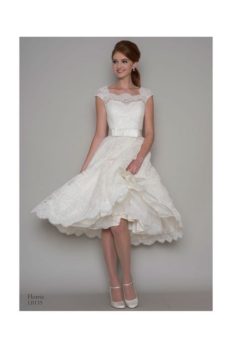 short-wedding-dresses-with-lace-58_16 Short wedding dresses with lace