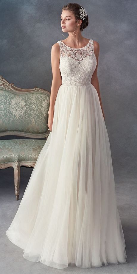 simple-a-line-lace-wedding-dress-55_8 Simple a line lace wedding dress