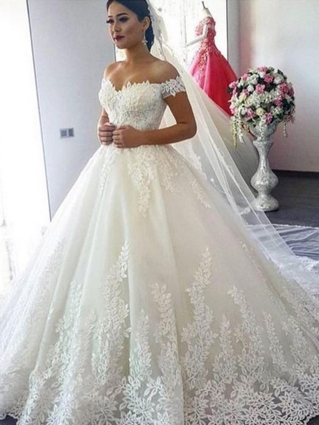 sleeveless-lace-wedding-dress-48_12 Sleeveless lace wedding dress