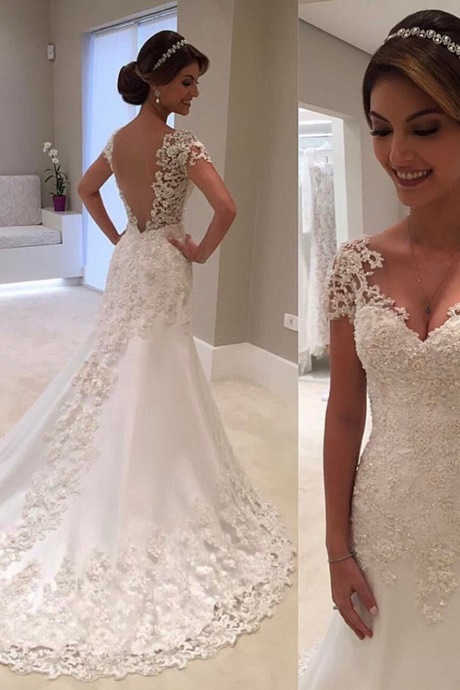 wedding-dress-with-lace-short-sleeves-23_18 Wedding dress with lace short sleeves