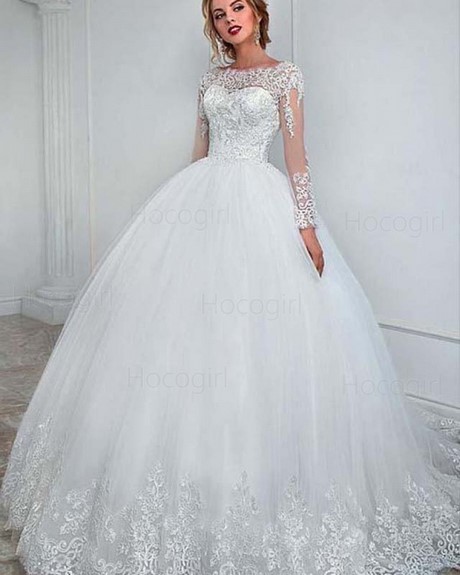 white-long-sleeve-lace-wedding-dress-66_8 White long sleeve lace wedding dress