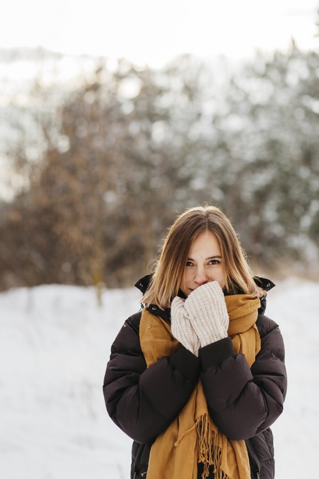 woman-in-winter-clothes-12_16 Woman in winter clothes