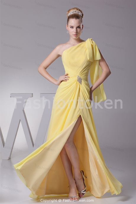 dresses-for-wedding-occasion-56_18 Dresses for wedding occasion