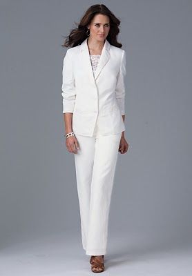 ladies-pant-suits-for-special-occasions-75_2 Ladies pant suits for special occasions