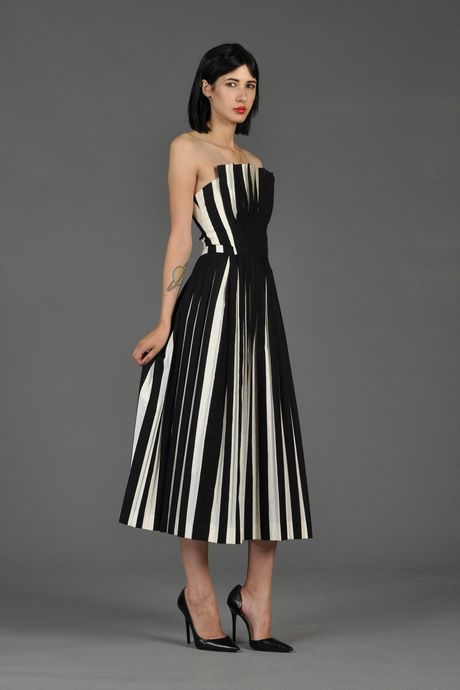 black-and-white-pleated-dress-37_3 Black and white pleated dress