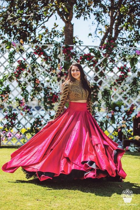 long-skirt-with-crop-top-for-wedding-21 Long skirt with crop top for wedding