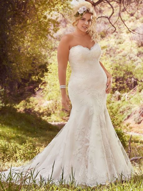 plus-size-fit-and-flare-wedding-dress-67_9 Plus size fit and flare wedding dress