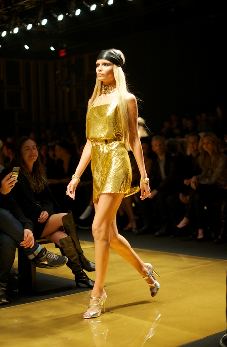 versace-gold-dress-11_3 Versace gold dress