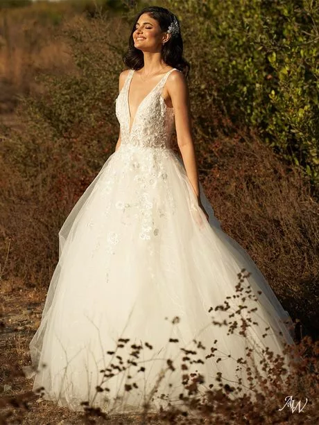 little-bride-gown-2024-35_13-6 Little bride gown 2024