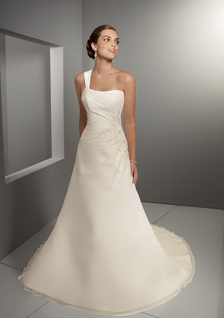 bridal-gowns-for-petite-brides-97-5 Bridal gowns for petite brides