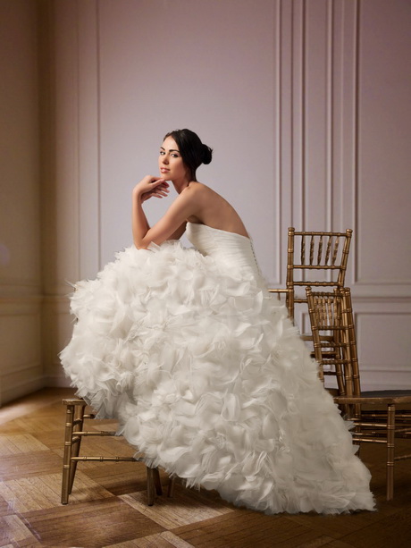 designer-couture-wedding-gowns-63-5 Designer couture wedding gowns