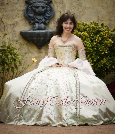 fantasy-wedding-gowns-40-12 Fantasy wedding gowns
