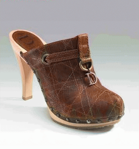 high-heeled-clogs-59 High heeled clogs