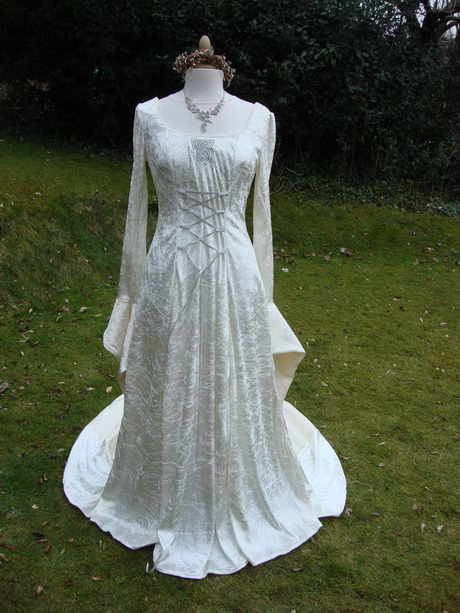 Great Irish Wedding Dresses of the decade Don t miss out 