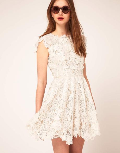 Lace cream dress