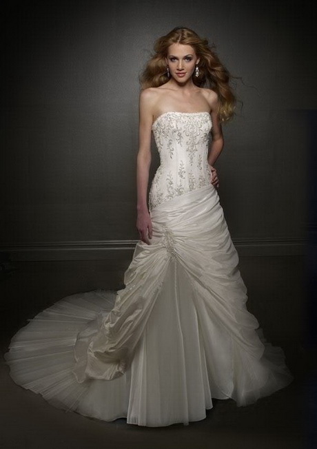 luxurious-bridal-gowns-45-12 Luxurious bridal gowns